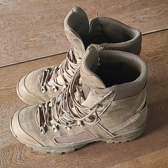 Lowa GTX boots - Picture 2 of 8